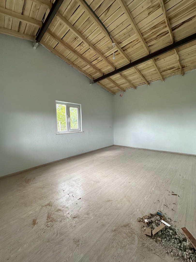 KAYSERİ DEVELİ GÜNEYAŞAĞI MAHALLESİ GEDİNE MEVKİİNDE SATILIK BAĞ EVİ